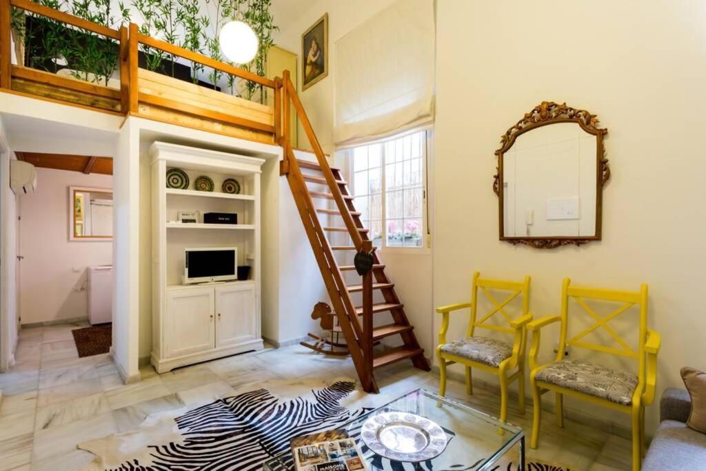 Pretty Duplex In Bohemian District-City Center Seville Exterior photo